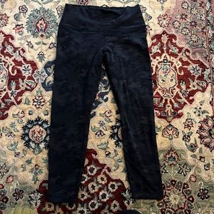 Lululemon cropped camo wunder unders